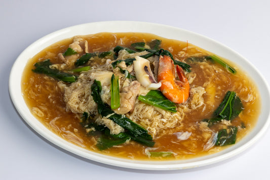 Fried Rice Noodles (海鲜河粉)